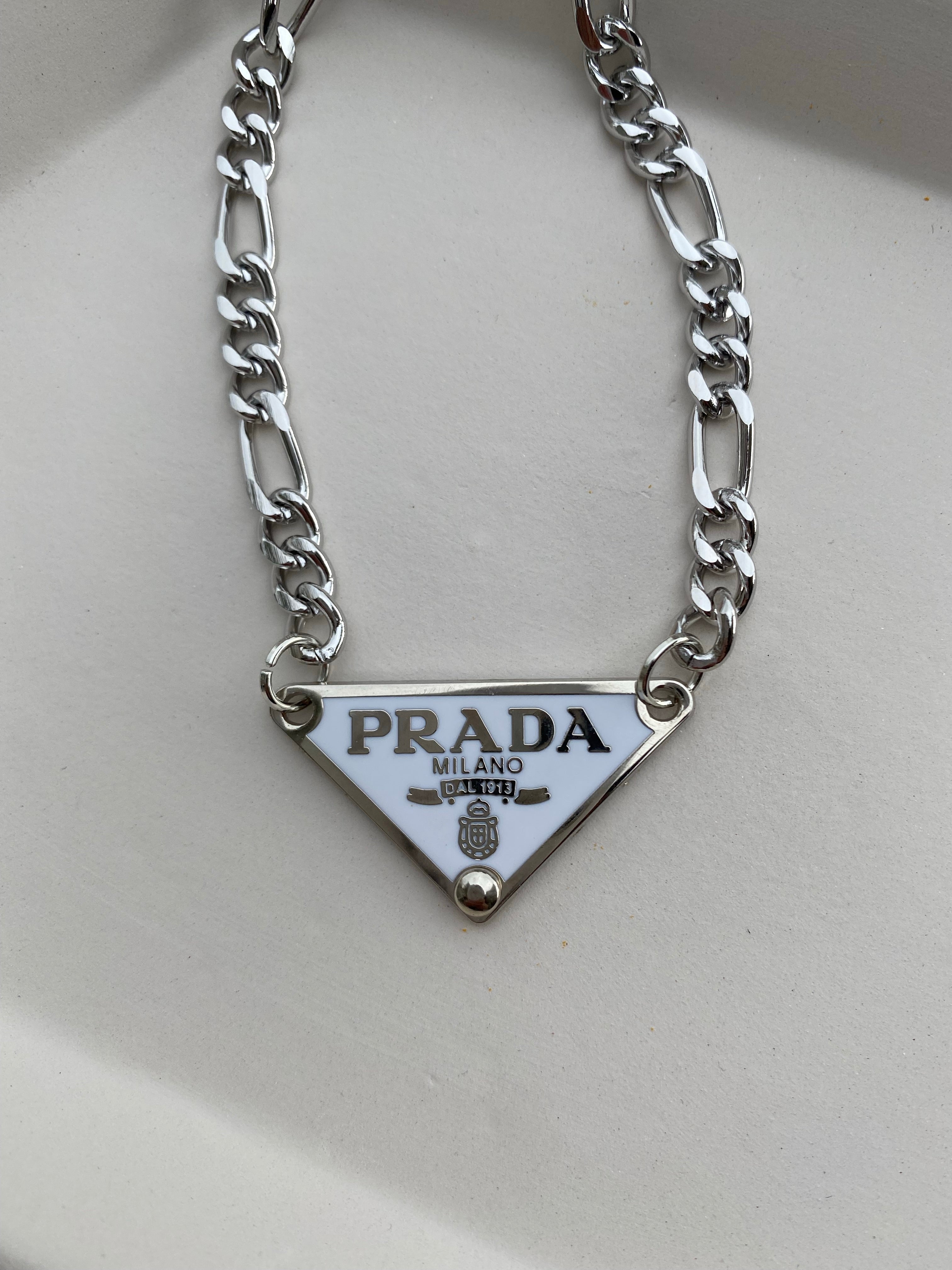 White Pyramid Necklace – timelesstrezher